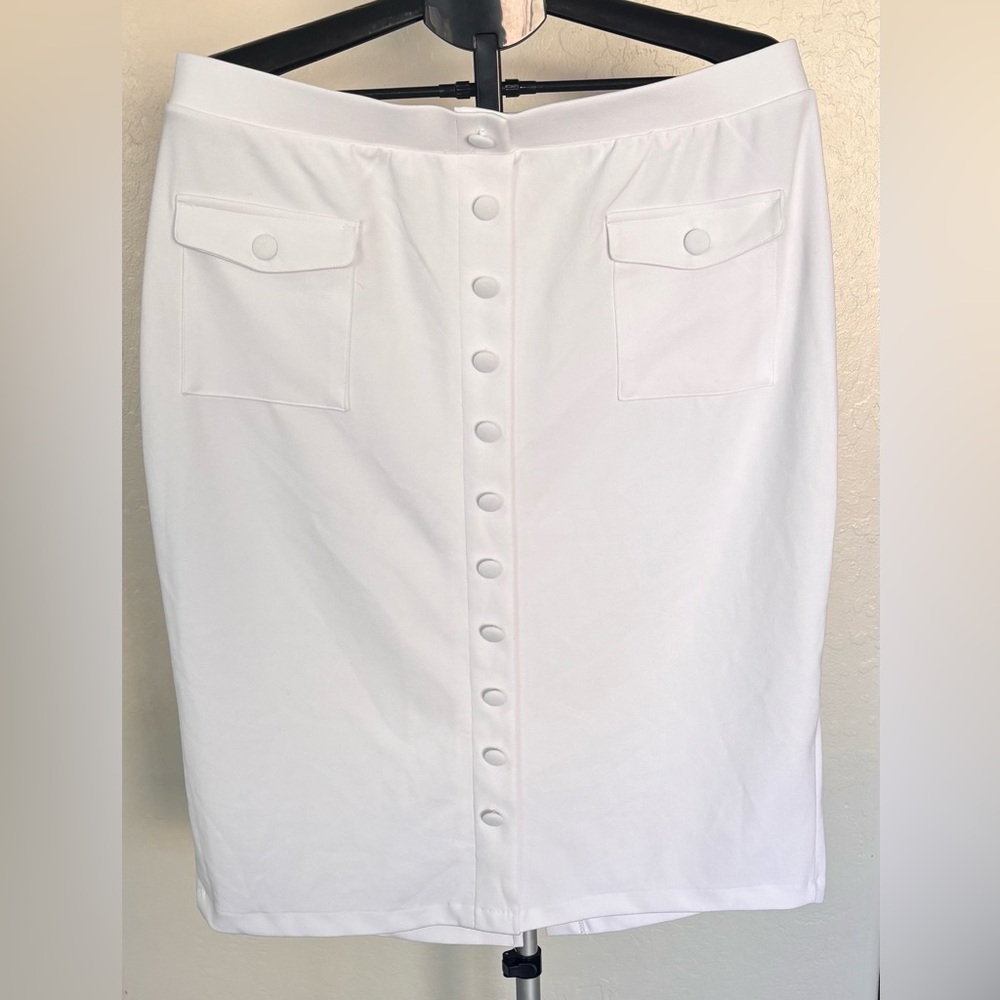 Ashley Stewart Classic White Pencil Skirt 18/20